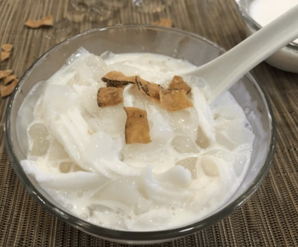 Chè dừa dầm
